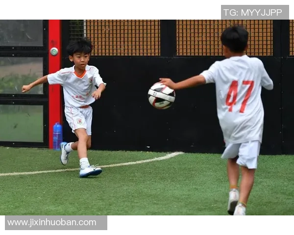 追逐梦想的脚步足球明星的有声自传之旅